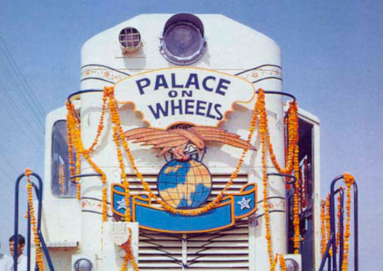 luxurious trains in india